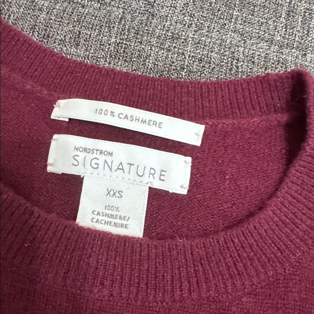 Nordstrom Signature 100% Cashmere Crewneck Sweater Burgundy XXS - Picture 2 of 4